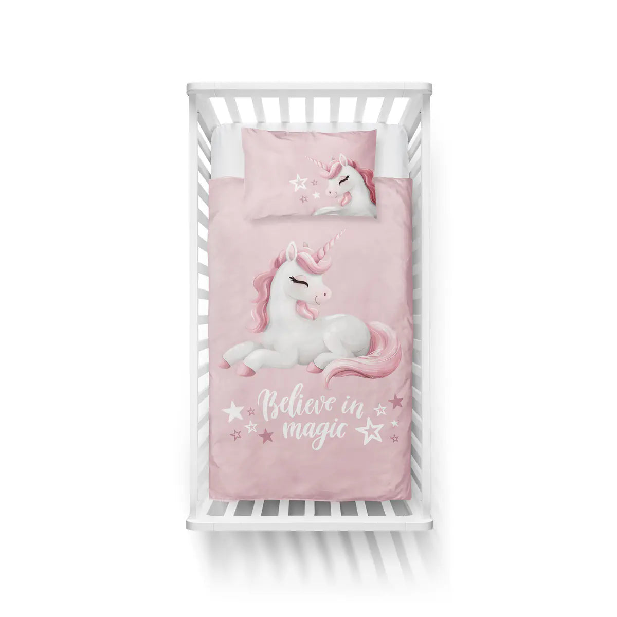 Unikornis ágynemű szett rózsaszín egyszarvús mintával gyerekágyon