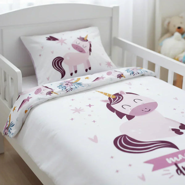 Unikornis ágynemű gyerekágyban