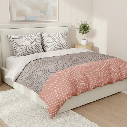 Szatén ágynemű meleg árnyalatokkal hálószobai környezetben