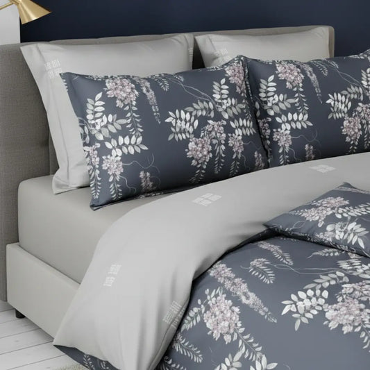 Virágfürt mintájú ágynemű garnitúra közelről