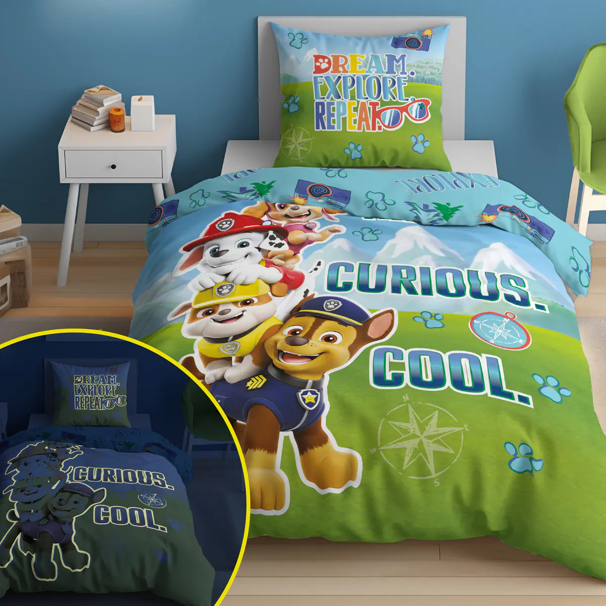 Mancs őrjárat ágynemű világító mintával, világos/sötét összehasonlításban