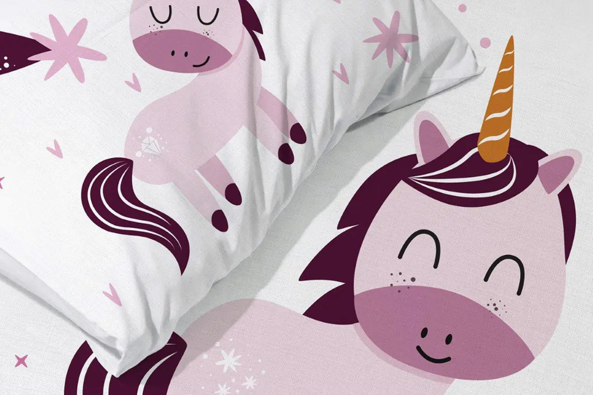 Unikornisos ovis ágyneműuhzat mintája közelről