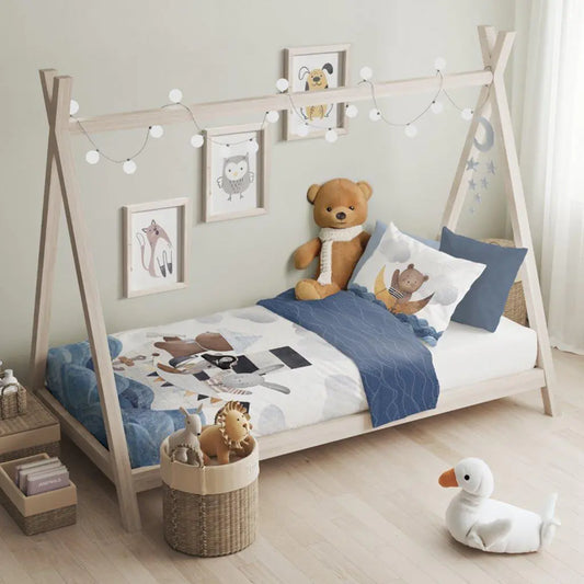 Tengerészes ovis ágynemű gyerekszobában, világító mintával világosban